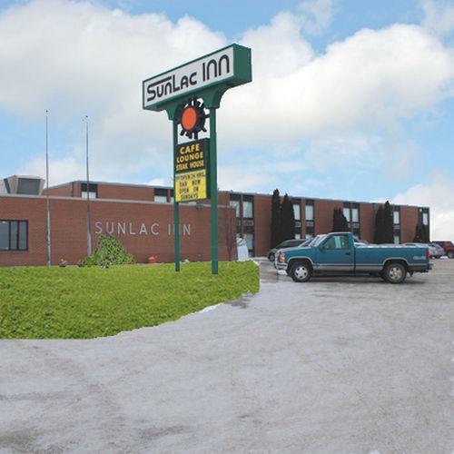 Sunlac Inn Lakota Exterior photo